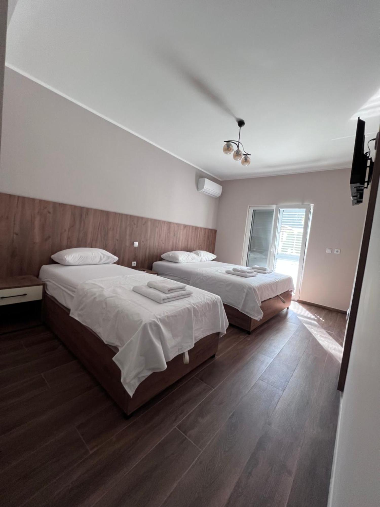 Residence Leora Улцинь Екстер'єр фото